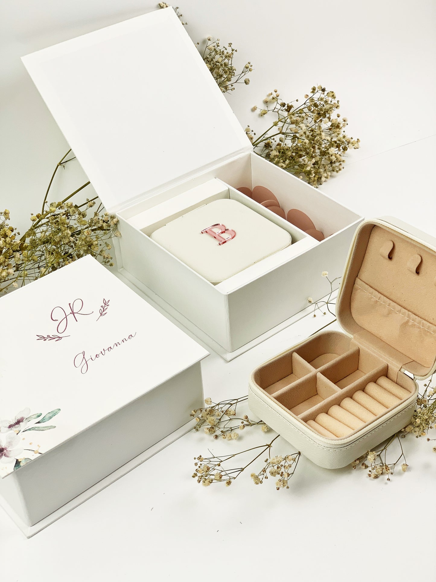 Convite padrinhos de Casamento JR Geovanna Caixa Personalizada com Docinhos e necessaire